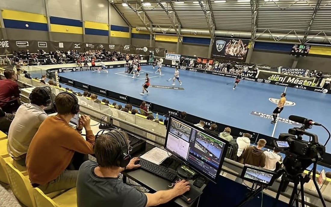 Přenosová režie u florbalového utkání